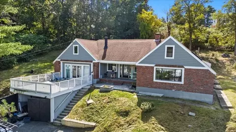 78 North St, Danvers, MA 01923