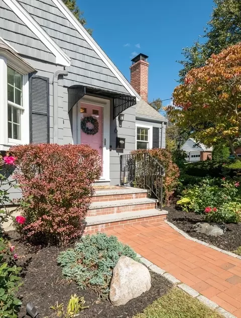 6 Myrtle St, Stoneham, MA 02180 photo 4