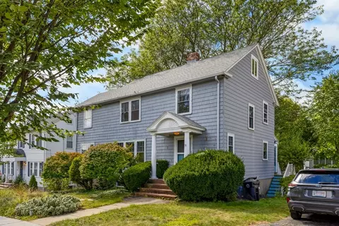 91 Standish Rd, Watertown, MA 02472