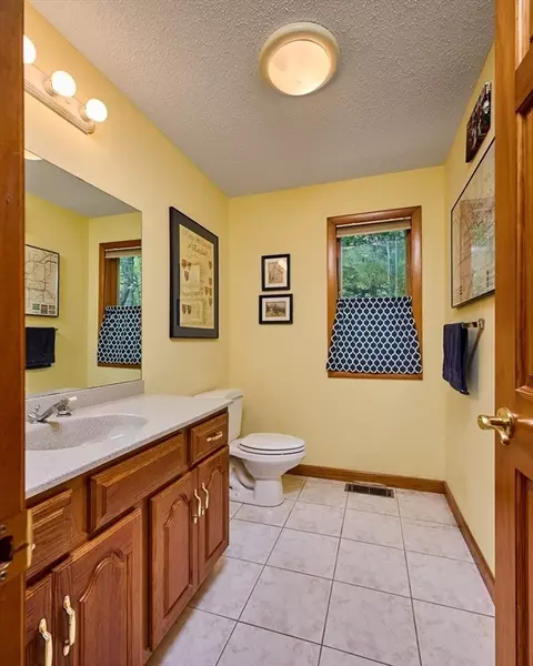 65 Edwards St, Westhampton, MA 01027 photo 15