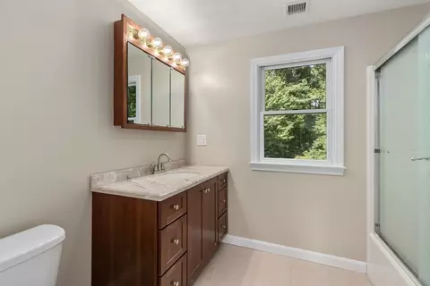 Bath - 145 Gorwin Dr, Hanson, MA 02341 photo 3 of 3