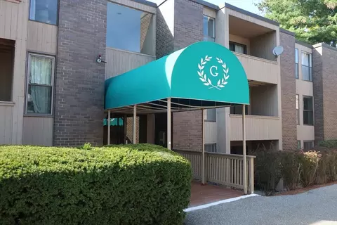 40 Shrewsbury Green Dr #A, Shrewsbury, MA 01545