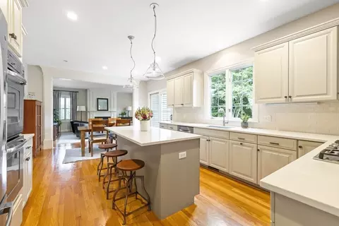 80 Emerson Rd, Needham, MA 02492 photo 8