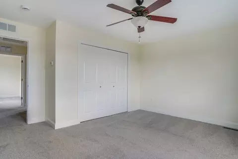 Bedroom - 40 Comet Rd, Methuen, MA 01844 photo 3 of 7