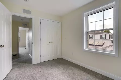 Bedroom - 40 Comet Rd, Methuen, MA 01844 photo 6 of 7
