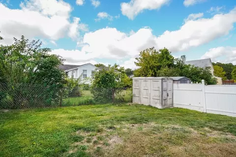 Exterior - 40 Comet Rd, Methuen, MA 01844 photo 6 of 6