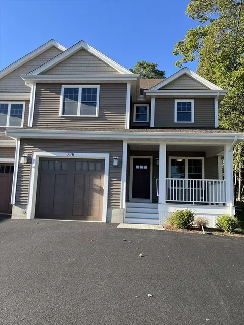 72 Court St #B, Mansfield, MA 02048
