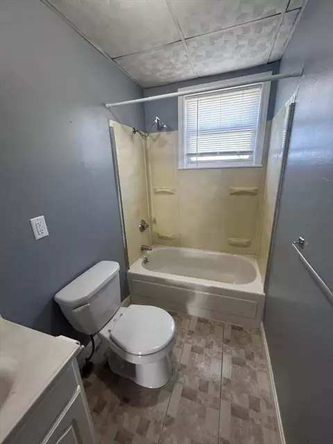 Bath - 33-35 Malvey St, Fall River, MA 02720 photo 1 of 1