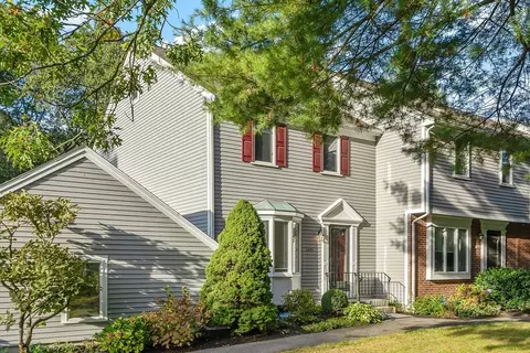 1301 Foxwood Cir #1301, Peabody, MA 01960