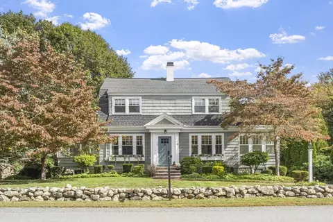 78 Salem St, Andover, MA 01810