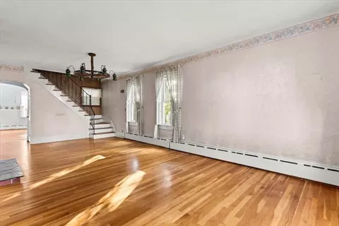 Living - 501 Pine St, Fall River, MA 02720 photo 9 of 10