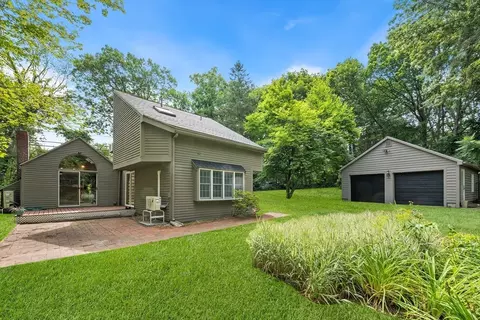 44 E Bare Hill Rd, Harvard, MA 01451