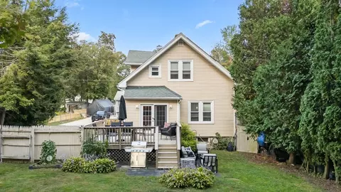 9 Emily St, Worcester, MA 01606 photo 24
