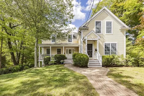 15 Cottage St #15, Newton, MA 02464