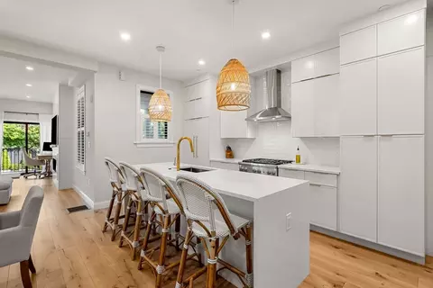 722 E Fifth St #TH, Boston, MA 02127 photo 7