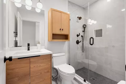 722 E Fifth St #TH, Boston, MA 02127 photo 27