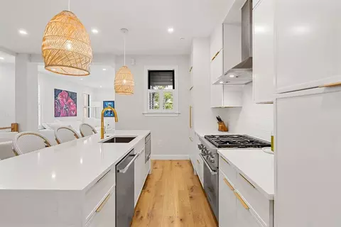 722 E Fifth St #TH, Boston, MA 02127 photo 6