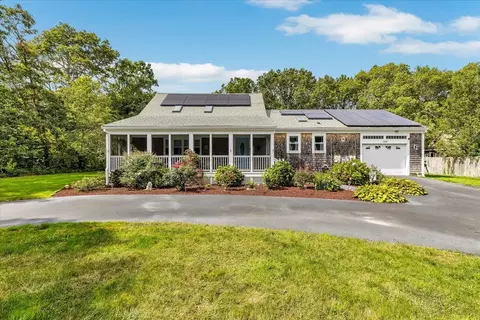 159 Cinderella Ter, Marstons Mills, MA 02648