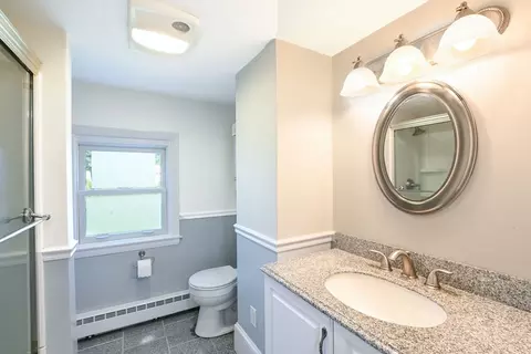 33 Harbeck St, Acushnet, MA 02743 photo 16