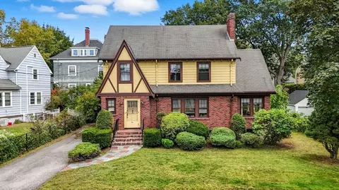 59 Charlotte Rd, Newton, MA 02459