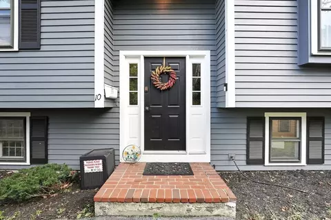 10 Fairview St, Dedham, MA 02026