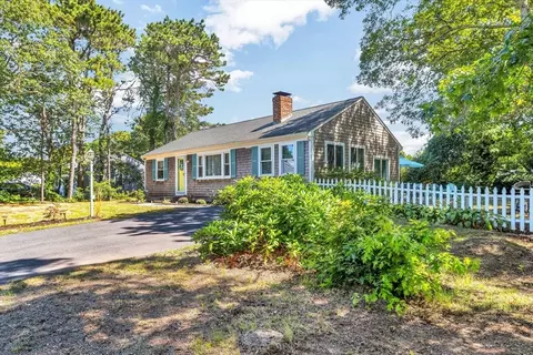 55 Lower Brook Rd, Yarmouth, MA 02664