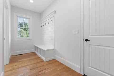 32 Garden Rd, Stoneham, MA 02180 photo 11