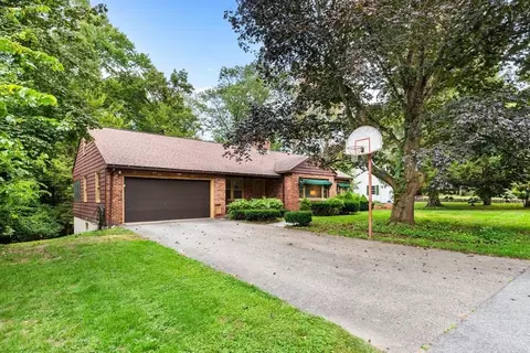 19 Crescent Rd, Lexington, MA 02421