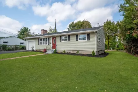 Exterior - 92 Blue Bell Rd, Worcester, MA 01606 photo 3 of 5