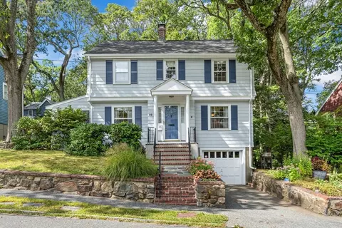 10 Stevens Ter, Arlington, MA 02476