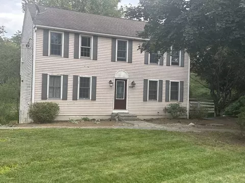 599 Oakhill Ave, Attleboro, MA 02703