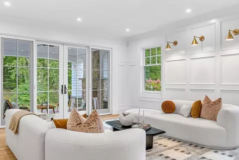 108 Abbott Rd, Wellesley, MA 02481 photo 17
