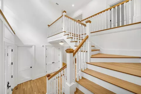 108 Abbott Rd, Wellesley, MA 02481 photo 24