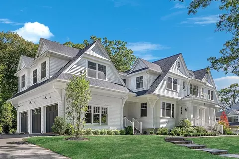 108 Abbott Rd, Wellesley, MA 02481 photo 2