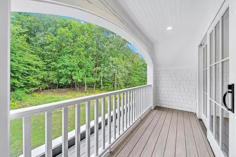108 Abbott Rd, Wellesley, MA 02481 photo 22