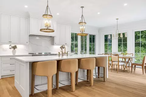 108 Abbott Rd, Wellesley, MA 02481 photo 5