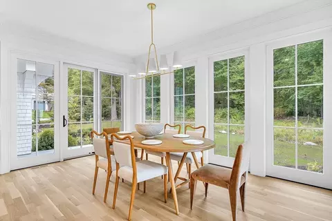 108 Abbott Rd, Wellesley, MA 02481 photo 8