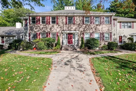 501 Lexington St #48, Waltham, MA 02452