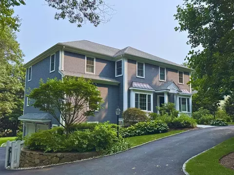 173 Benvenue St, Wellesley, MA 02482