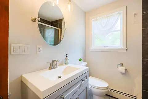 70 Plain St E, Berkley, MA 02779 photo 14