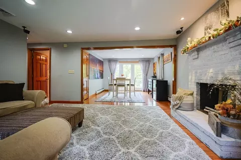 70 Plain St E, Berkley, MA 02779 photo 11