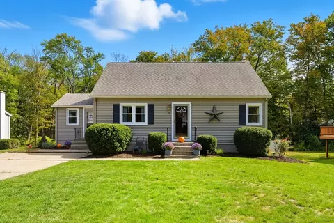 89 Vincent Dr, West Springfield, MA 01089