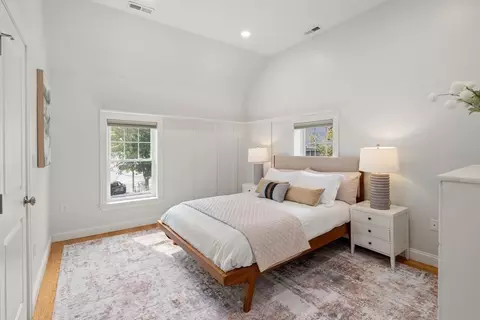 427 Walnut Ave, Boston, MA 02130 photo 13