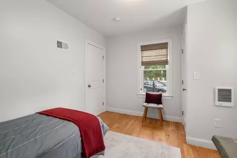 427 Walnut Ave, Boston, MA 02130 photo 12