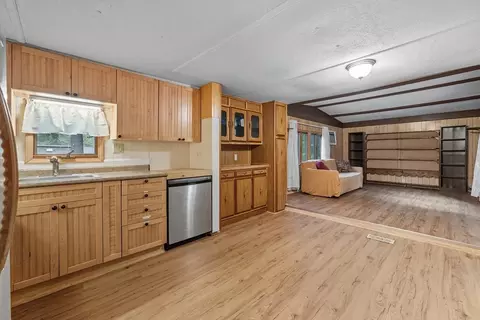 15 Humes St, Webster, MA 01570 photo 9