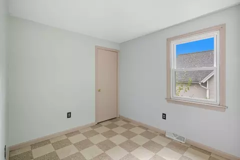 705-707 Union St, Springfield, MA 01109 photo 11