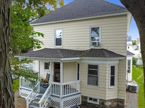 114 Beverly St, North Andover, MA 01845
