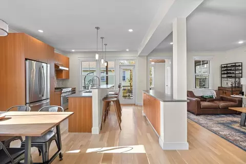 2 Village St #2, Somerville, MA 02143