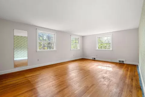 25 Yorkshire Rd, Dover, MA 02030 photo 20