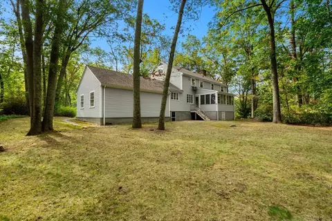 25 Yorkshire Rd, Dover, MA 02030 photo 6